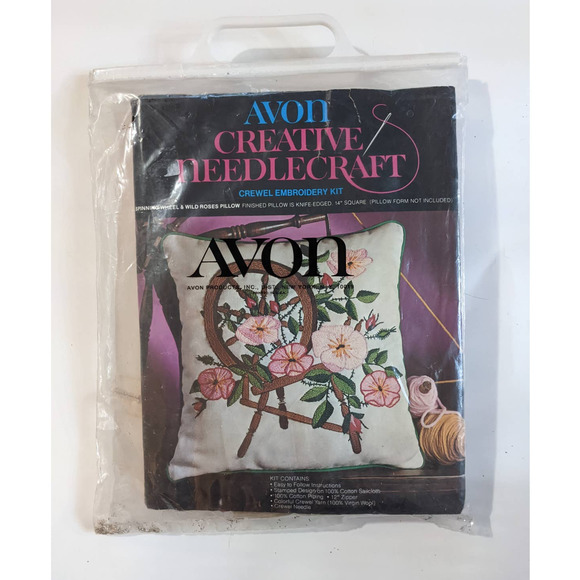 Vintage 70's Crewel Embroidery Pillow Kit, Roses and Spinning Wheel, Avon Crafts - Picture 10 of 10